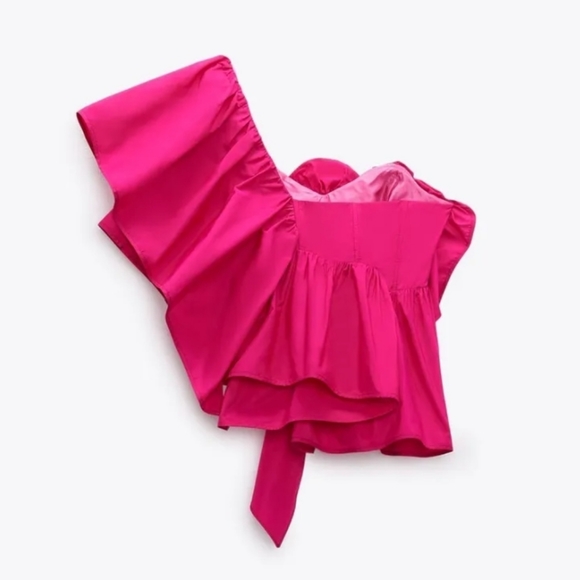 🆕️ Zara Ruffled Asymetric Top - Picture 4 of 4